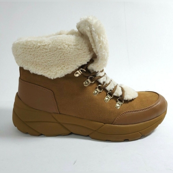 ☆Tommy Hilfiger Sherpa Suede Mini Winter Boots☆ - Picture 2 of 2